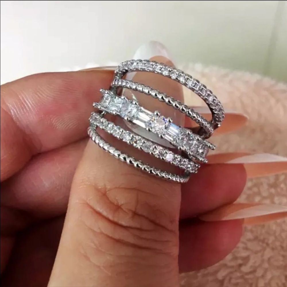 925 STERLING SILVER WHITE SAPPHIRE MULTI BAND RING - Picture 4 of 5